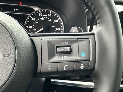 New 2025 Nissan Pathfinder SL image 39