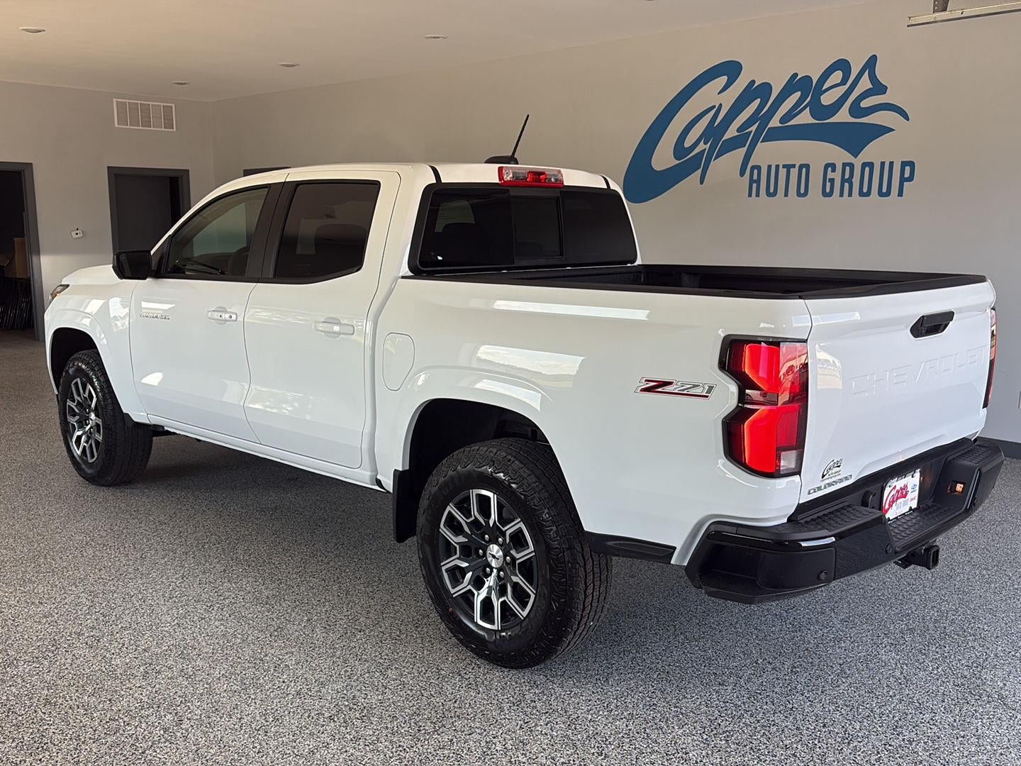 New 2026 Chevrolet Colorado Z71 w/ Technology Package AWD/4WD image 2