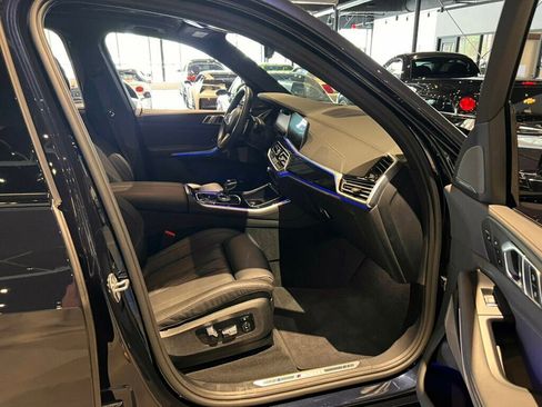 Used 2022 BMW X5 M50i w/ Executive Package AWD/4WD image 30