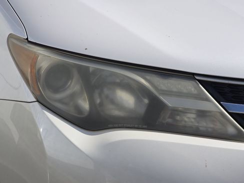 Used 2014 Toyota RAV4 Limited w/ Technology Package AWD/4WD image 8