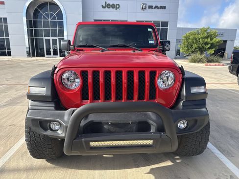 Used 2021 Jeep Wrangler Unlimited Sport AWD/4WD image 12