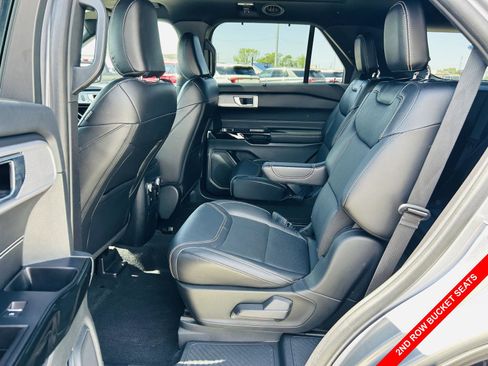 Used 2022 Ford Explorer ST w/ Equipment Group 401A AWD/4WD image 32