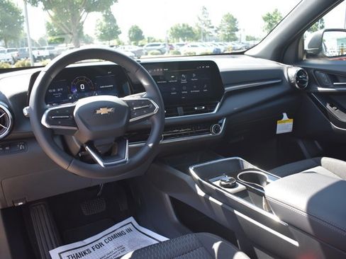 New 2026 Chevrolet Equinox LT FWD image 18