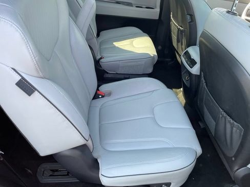 Used 2025 Hyundai Palisade SEL AWD/4WD image 14