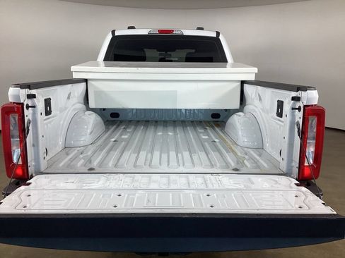 Used 2023 Ford F250 XL w/ XL Chrome Package RWD image 7