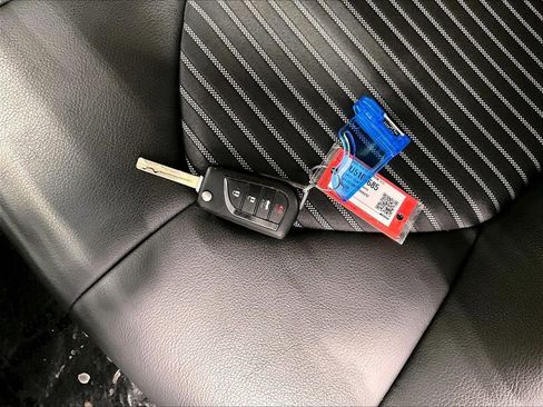 Used 2023 Toyota Camry SE w/ Cold Weather Package image 31