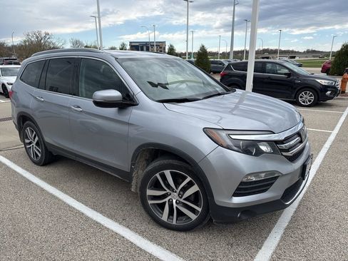 Used 2016 Honda Pilot Elite image 2