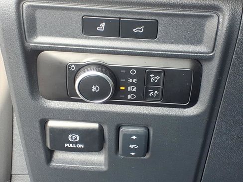 Used 2024 Ford Expedition Max Limited image 22