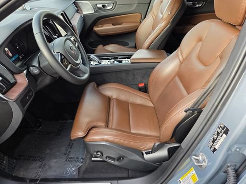 Used 2023 Volvo XC60 T8 Ultimate w/ Climate Package AWD/4WD image 14