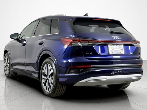 Used 2023 Audi Q4 e-tron Premium Plus w/ Premium Plus RWD image 3
