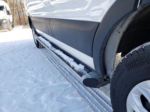 Used 2024 Ford Transit 250 Low Roof w/ Exterior Upgrade Package image 40