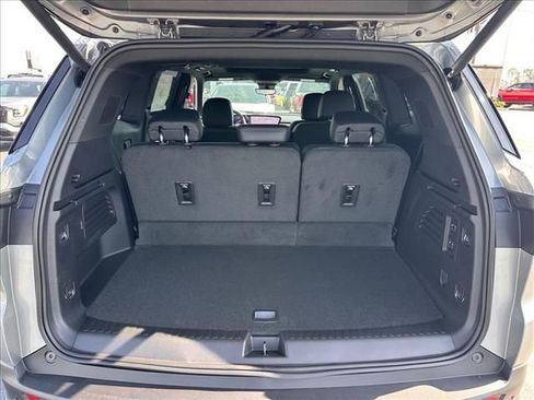 Used 2026 Buick Enclave Preferred w/ Power Package image 35