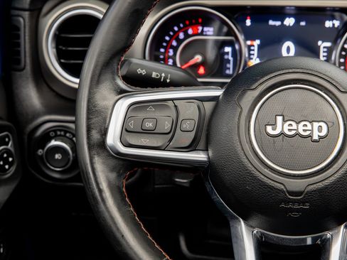 Used 2019 Jeep Wrangler Rubicon w/ Safety Group AWD/4WD image 43