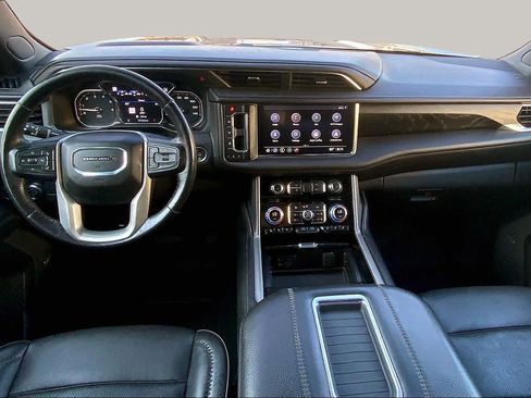 Used 2021 GMC Yukon Denali AWD/4WD image 16