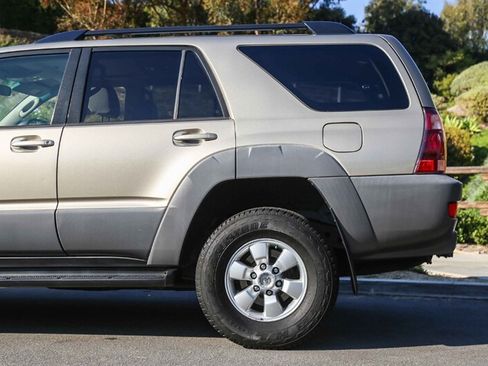 Used 2003 Toyota 4Runner SR5 RWD image 8