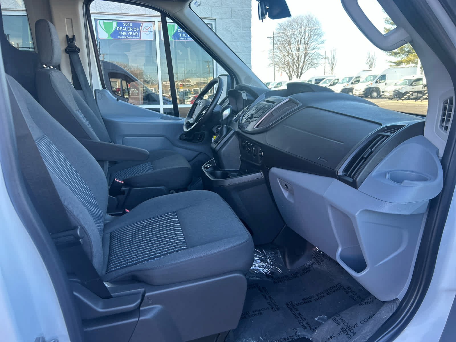 Used 2019 Ford Transit 150 XLT RWD image 25