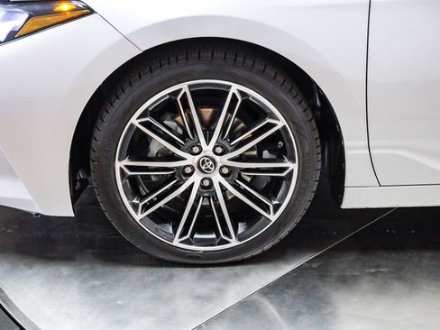 Used 2019 Toyota Avalon XSE w/ Carpet Mat Package FWD image 12