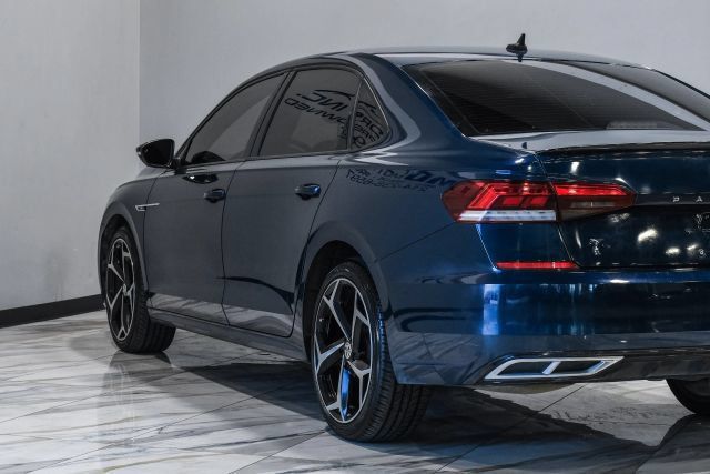 Used 2020 Volkswagen Passat 2.0T R-Line FWD image 14
