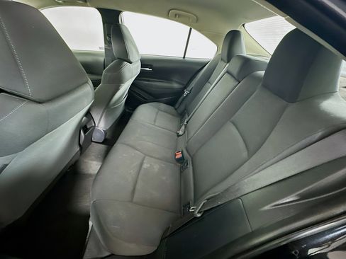 Used 2021 Toyota Corolla LE image 26