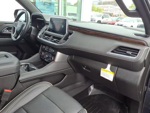 Used 2023 Chevrolet Tahoe Premier w/ Premium Package 2 AWD/4WD image 21