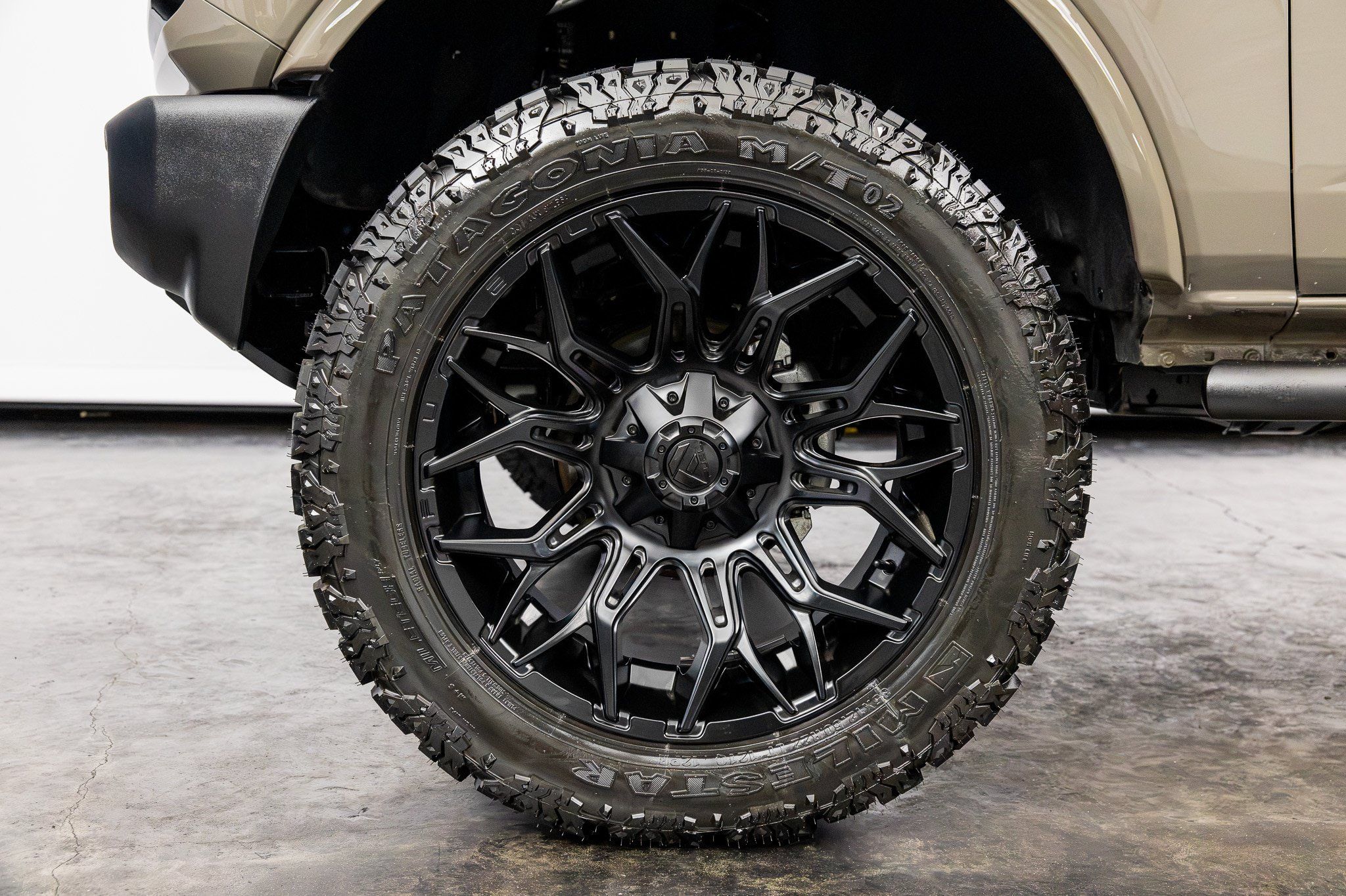 Used 2025 Ford Bronco Big Bend AWD/4WD image 11