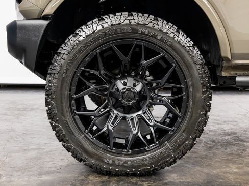 Used 2025 Ford Bronco Big Bend AWD/4WD image 11