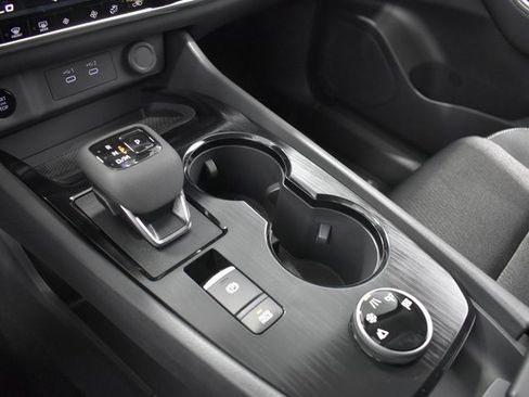 New 2026 Nissan Rogue SV image 19