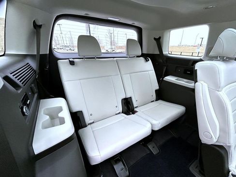 Used 2025 Hyundai Santa Fe Calligraphy image 21