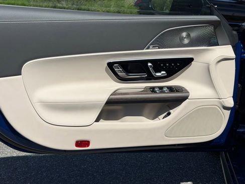 New 2026 Mercedes-Benz SL 55 AMG 4MATIC image 17