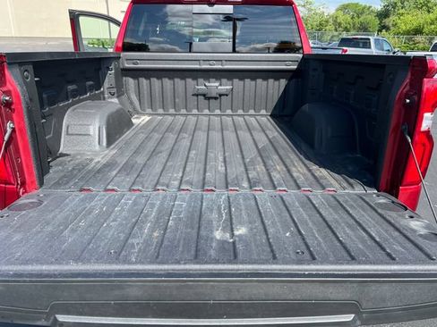 Certified 2025 Chevrolet Silverado 1500 High Country AWD/4WD image 22