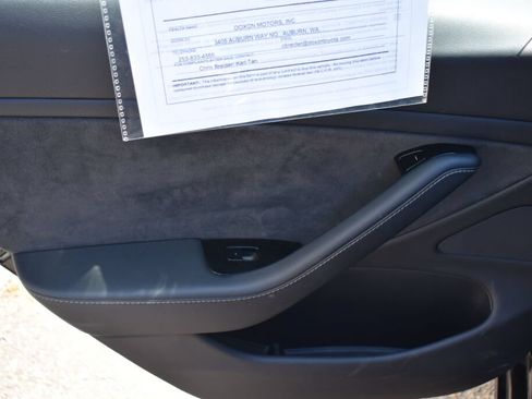 Used 2018 Tesla Model 3 Long Range RWD image 19