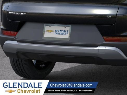 New 2026 Chevrolet TrailBlazer LT w/ Midnight Edition FWD image 14