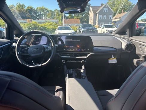 New 2025 Chevrolet Equinox EV RS image 11