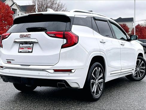 Used 2020 GMC Terrain Denali w/ LPO, Floor Liner Package image 11