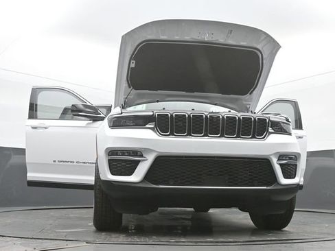 New 2025 Jeep Grand Cherokee Limited w/ Luxury Tech Group II AWD/4WD image 58
