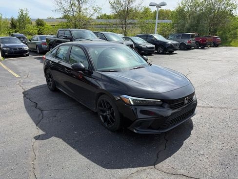 Used 2023 Honda Civic Sport image 4