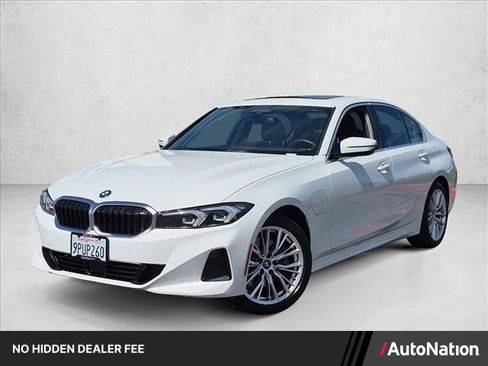 Used 2024 BMW 330e w/ Premium Package RWD image 1