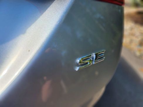 Used 2024 Toyota Camry SE image 18