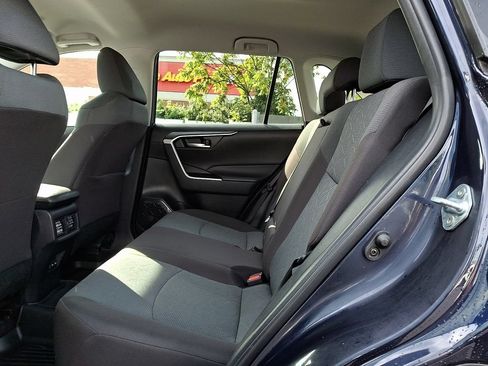 Certified 2025 Toyota RAV4 XLE FWD image 10