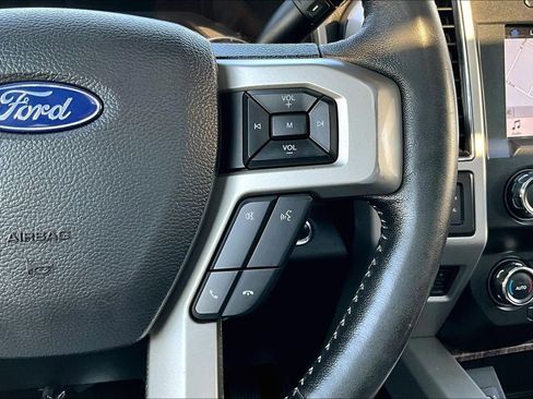 Used 2019 Ford F450 Lariat w/ Lariat Ultimate Package AWD/4WD image 12