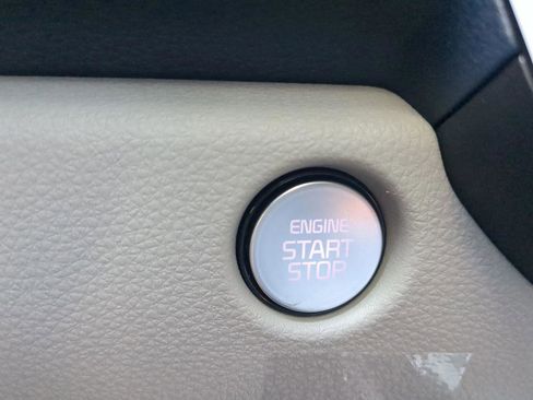 New 2026 Kia Carnival SX image 23