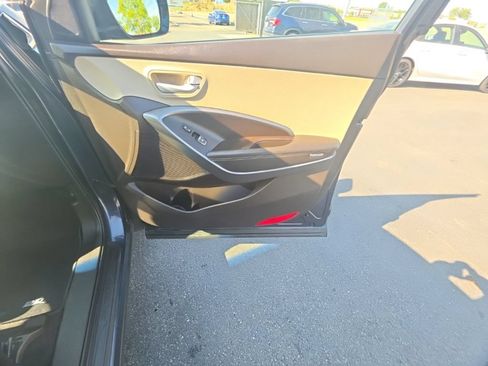 Used 2017 Hyundai Santa Fe Sport AWD/4WD image 31