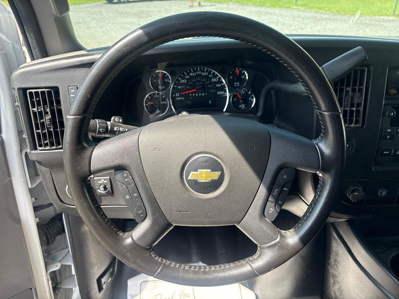 Used 2020 Chevrolet Express 2500 RWD image 14