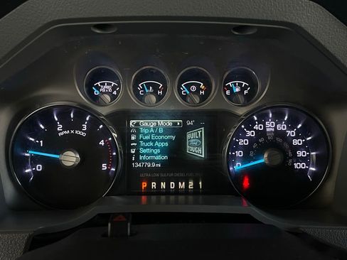 Used 2011 Ford F250 XLT w/ XLT Premium Pkg image 29