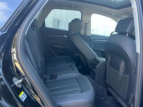 Used 2023 Audi Q5 2.0T Premium w/ Convenience Package image 41