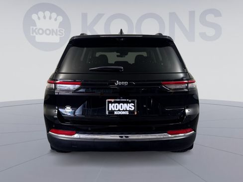 Used 2022 Jeep Grand Cherokee Limited 4xe w/ Luxury Tech Group II AWD/4WD image 5