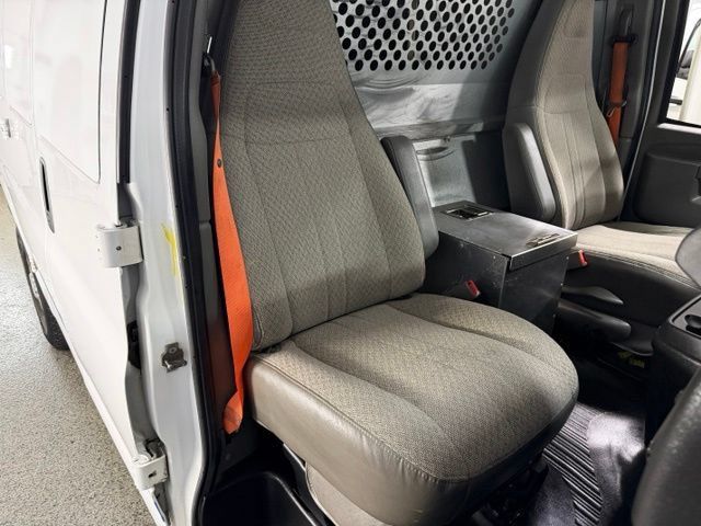 Used 2020 Chevrolet Express 2500 w/ Driver Convenience Package RWD image 19