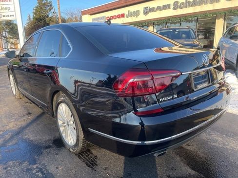 Used 2017 Volkswagen Passat 1.8T SE image 6