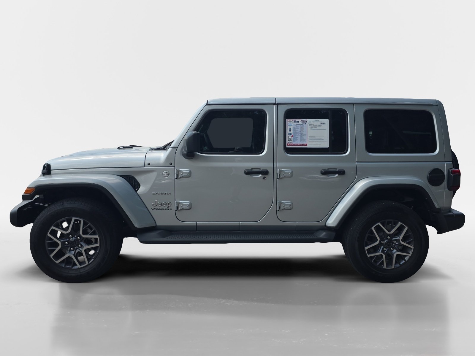 Used 2024 Jeep Wrangler Unlimited Sahara w/ Safety Group AWD/4WD image 2