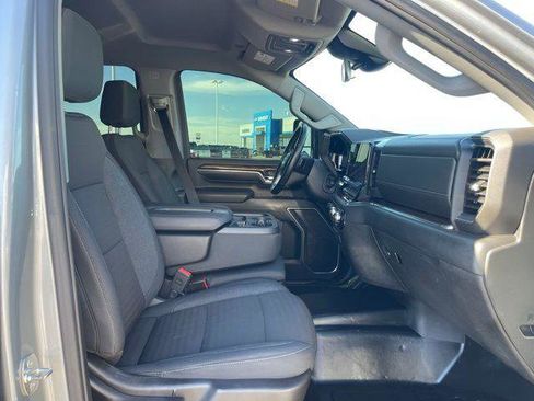 Used 2024 GMC Sierra 3500 SLE w/ SLE Value Package image 14